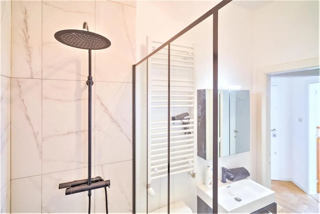 Apartment The Lily Lodge In The Heart Of Antwerp